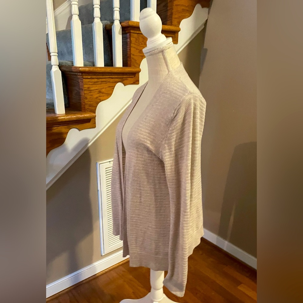 Ladies Sz L Old Navy Pointelle Sweater Lightweight and Versatile! - Picture 4 of 6